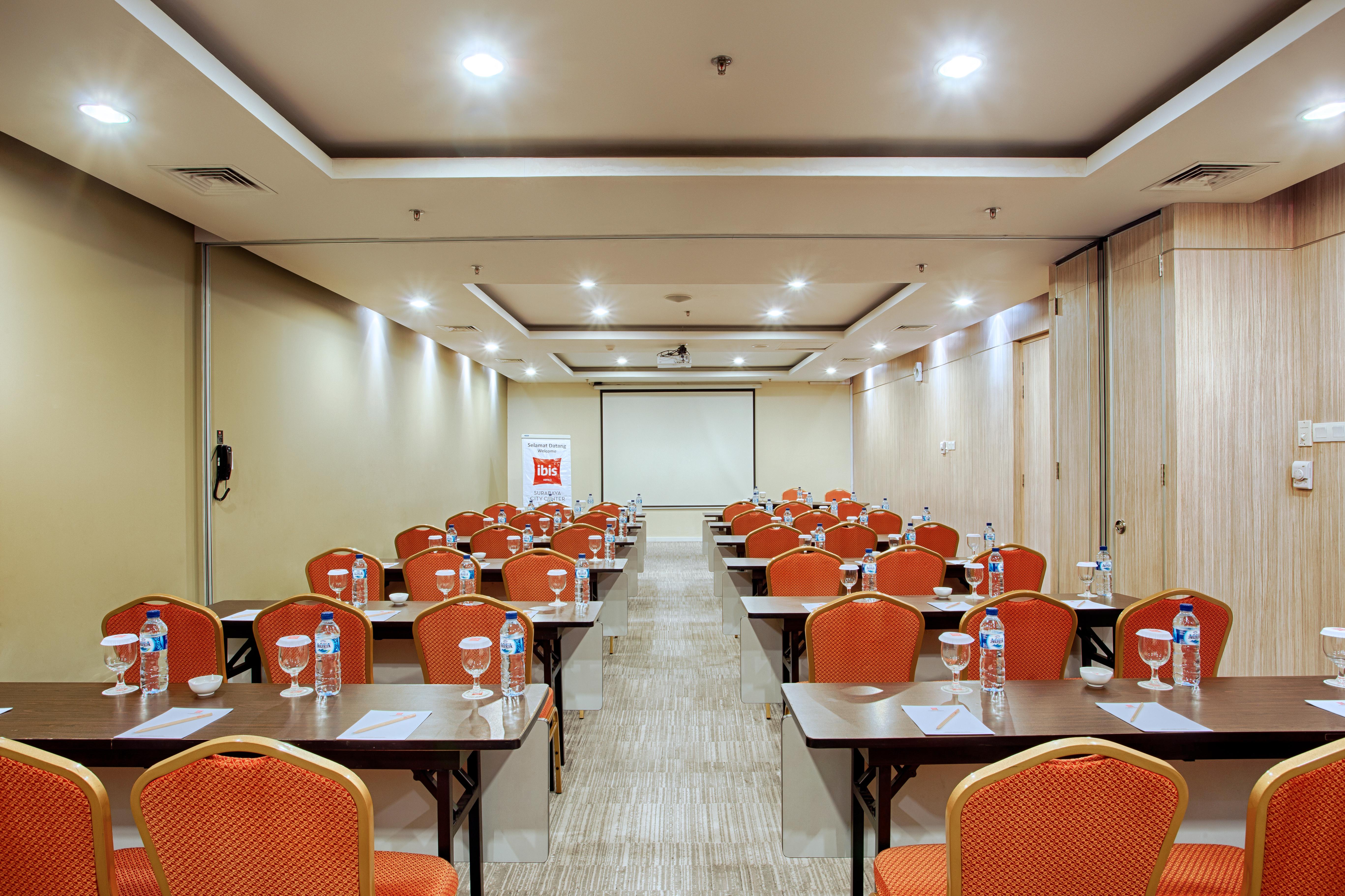 Ibis Surabaya City Center מראה חיצוני תמונה