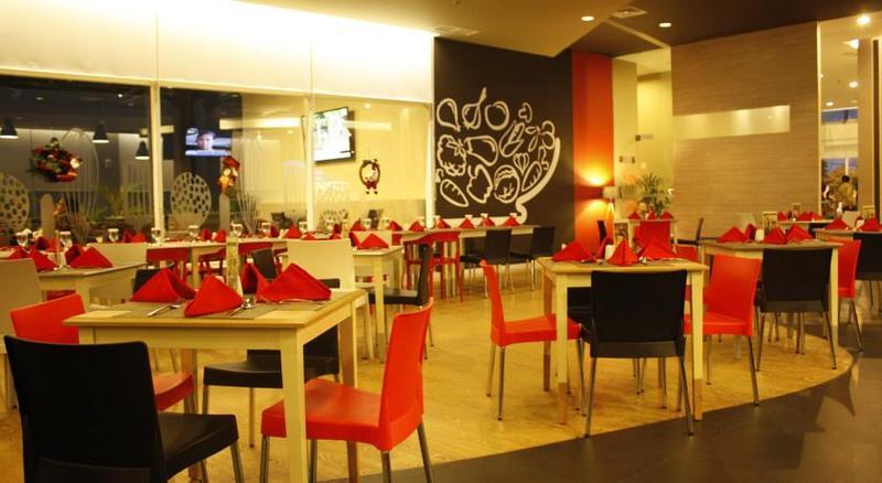 Ibis Surabaya City Center מראה חיצוני תמונה