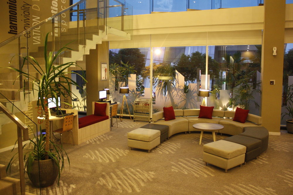 Ibis Surabaya City Center מראה חיצוני תמונה
